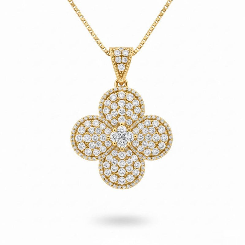 Yellow Gold Round Brilliant Aurelia Diamond Floral Clover Pendant Necklace With Pavé Setting