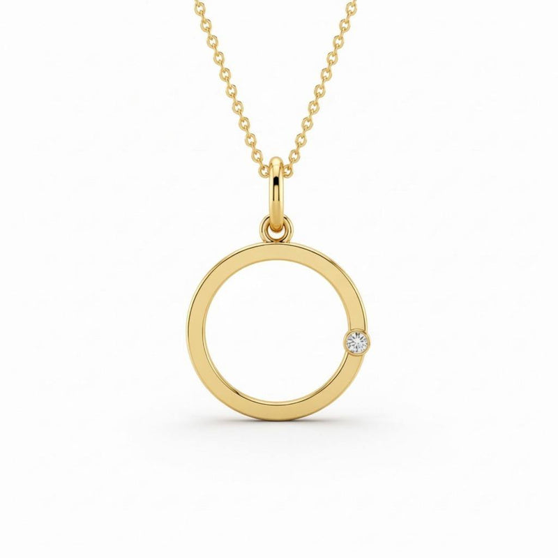 Yellow Gold Round Brilliant Solvéra Diamond Circle Pendant Necklace With Bezel Setting