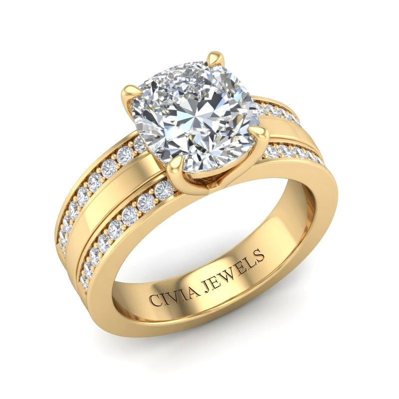 Yellow Gold Cushion Diamond Multirow Engagement Ring With Four Prong Setting And Pavé Side Bands