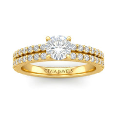 Yellow Gold Round Diamond Engagement Ring With Split Pavé Band Design