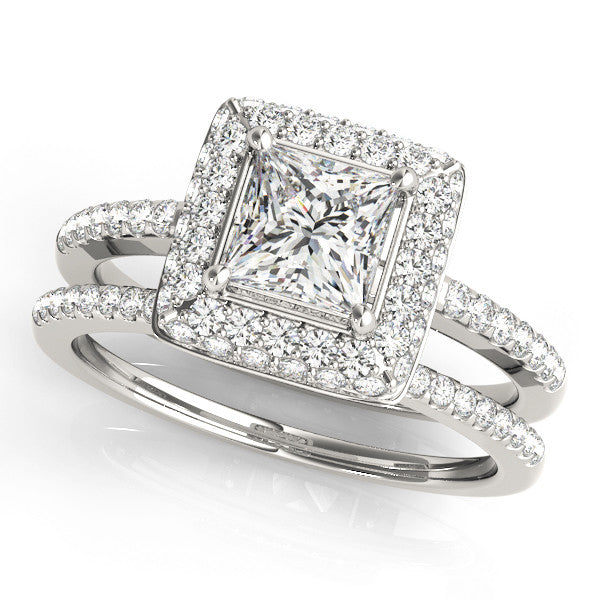 Platinum Princess Cut Halo Pavé Solitaire Ring with Four-Prong Setting