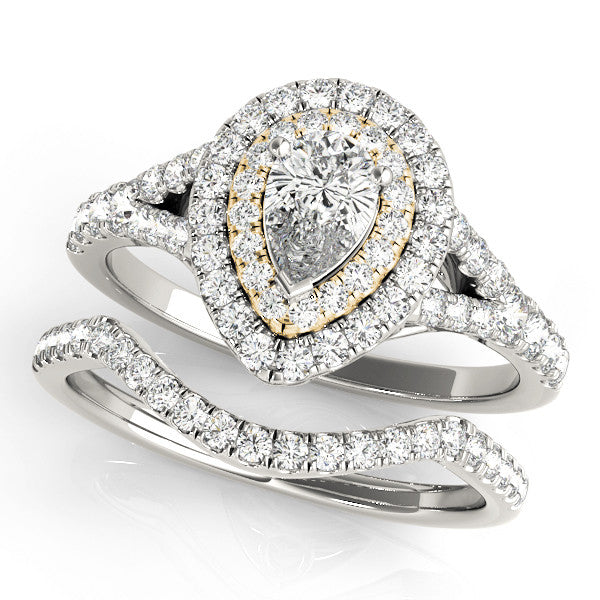Yellow gold Double Halo Pear-Shaped Split Shank Diamond Ring with Prong Setting