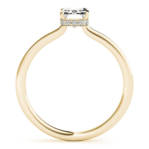 Yellow gold Oval Cut Solitaire Engagement Ring with Four-Prong Setting on a Classic Band
