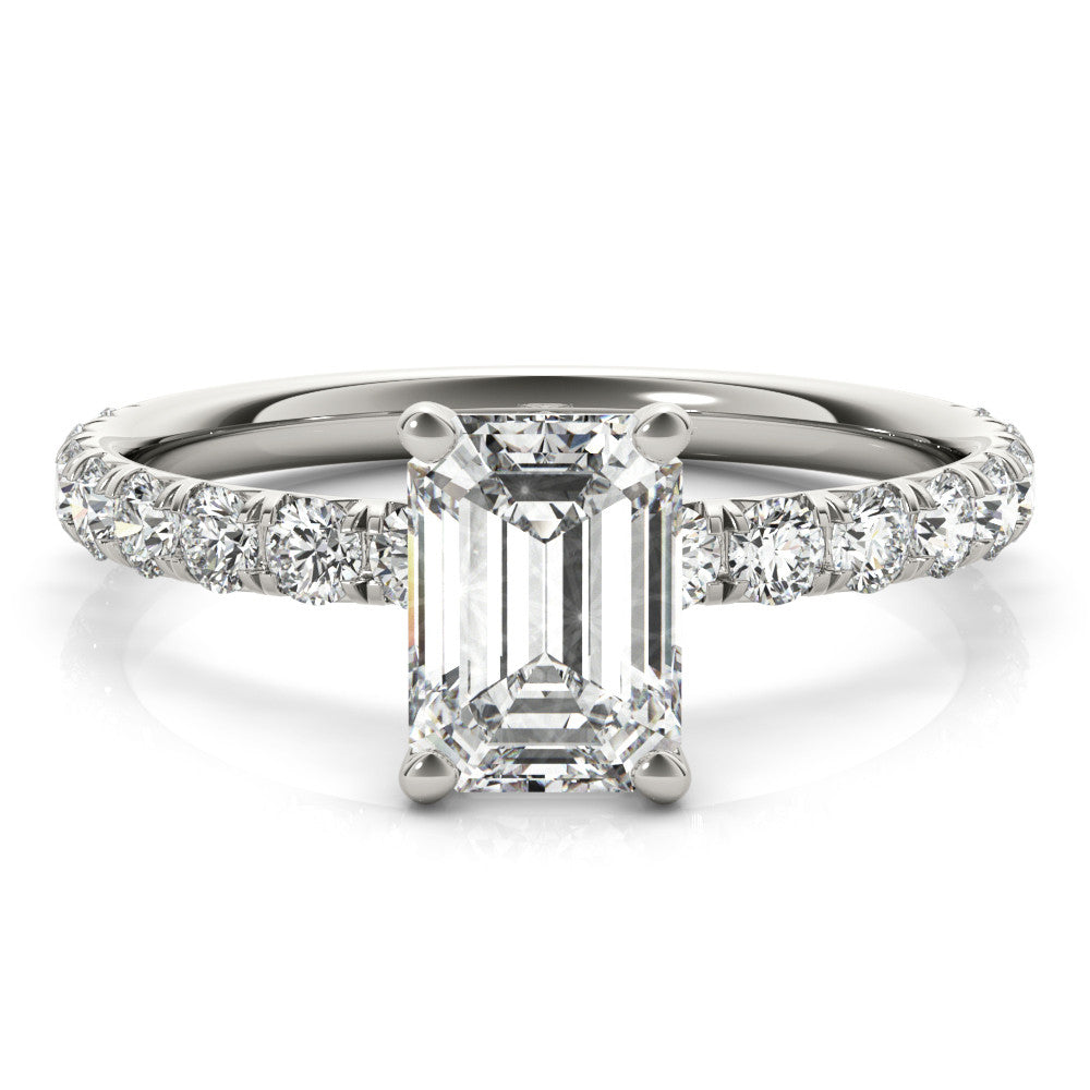 White gold Emerald Cut Diamond Pavé Band with Four-Prong Setting