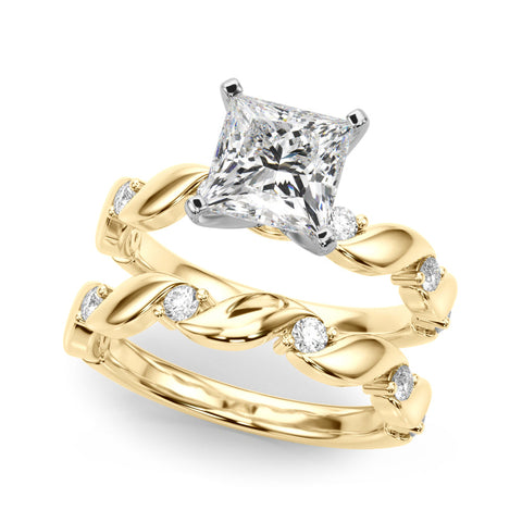 Yellow gold Princess Solitaire Twisted Band with Prong Setting