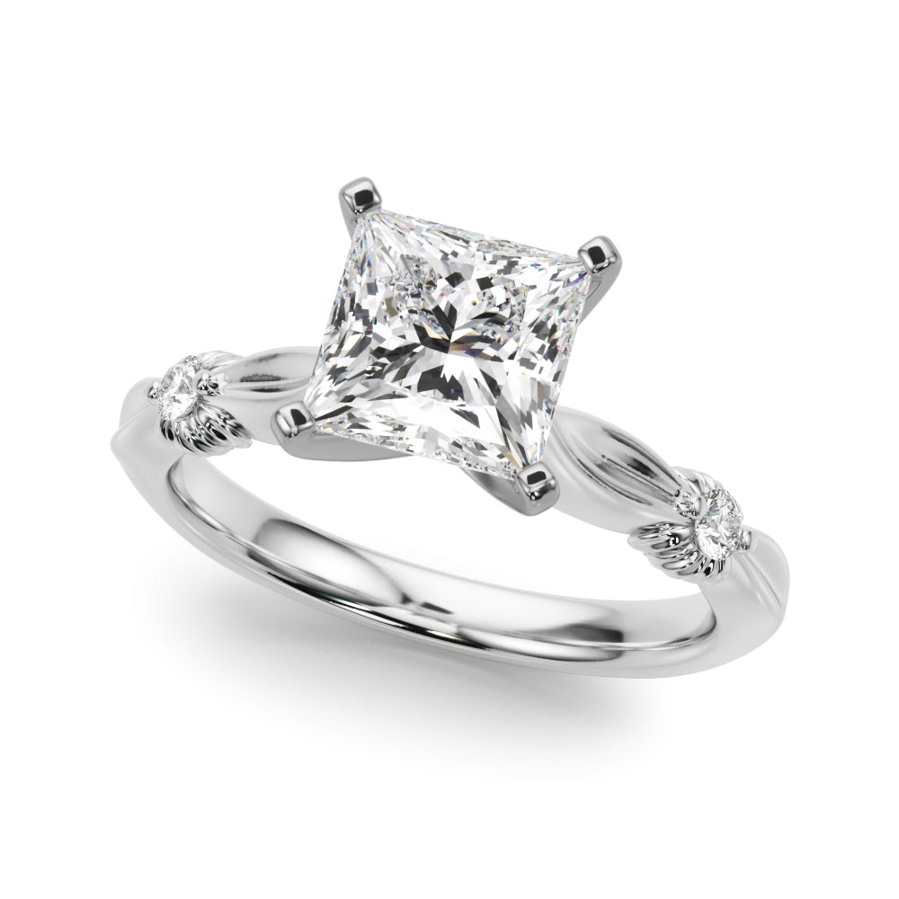 White gold Princess Solitaire Diamond Twisted Band with Four-Prong Setting