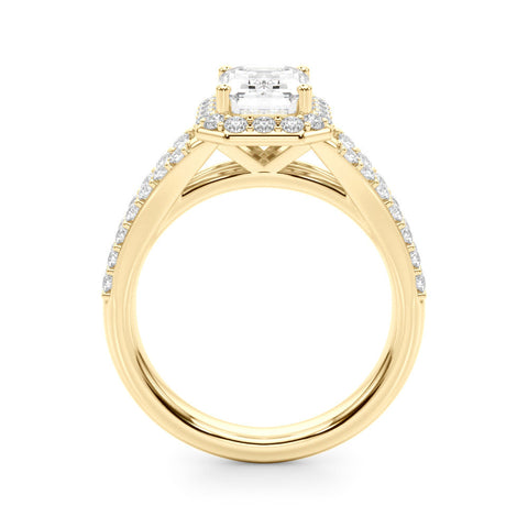 Yellow gold Princess-Cut Halo Split Shank Diamond Ring with Four-Prong Setting