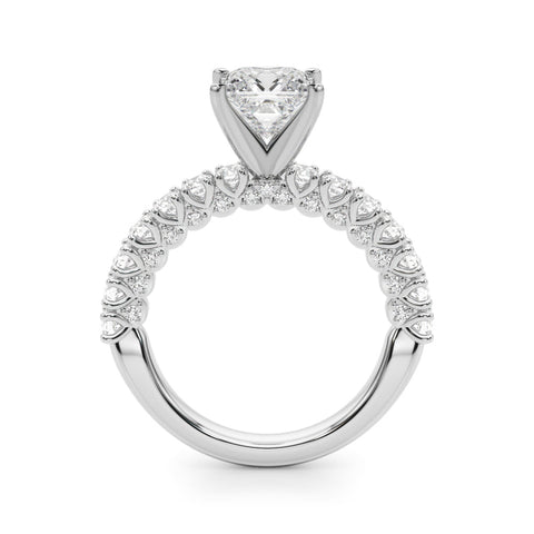 White gold Heart Diamond Pavé Band Solitaire Ring with Four-Prong Setting