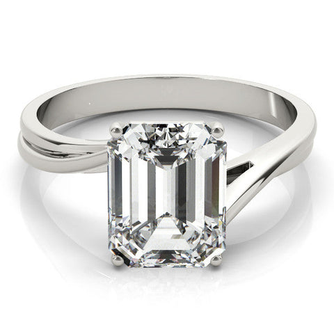White gold Cushion Cut Solitaire Twist Band Ring with Four-Prong Setting