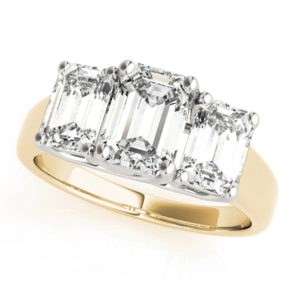 Yellow gold Three-Stone Round Cut Diamond Ring with Prong Setting and Classic Band