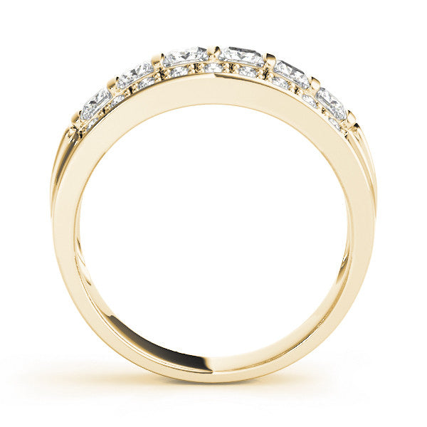 Yellow gold Channel-Set Princess Cut Diamond Pavé Band