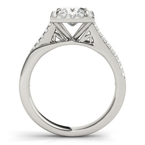 White gold Princess Cut Halo Diamond Ring with Split Shank and Four-Prong Setting