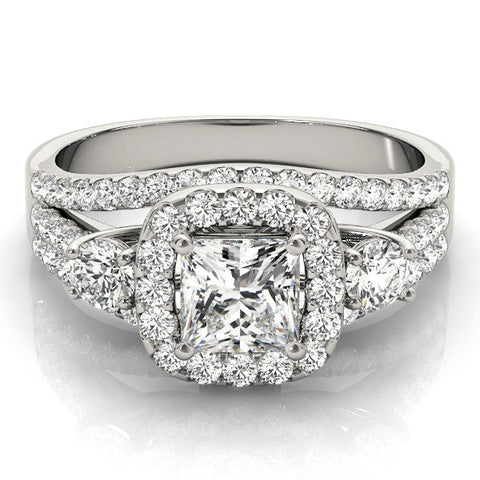 White gold Halo Princess Cut Split Shank Diamond Ring with Four-Prong Setting