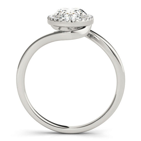 White gold Oval Halo Solitaire Diamond Ring with Split Shank and Prong Setting