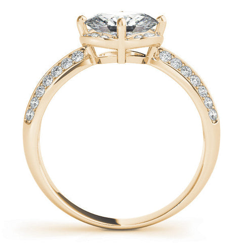 Yellow gold Oval Halo Diamond Split Shank Ring with Four-Prong Setting