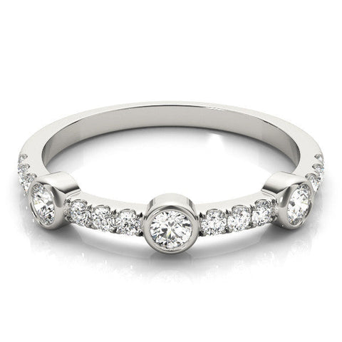 White gold Bezel Set Round Diamond Pavé Band