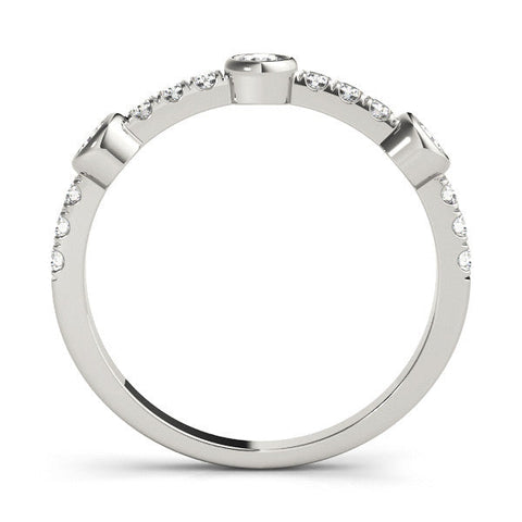 White gold Bezel Set Round Diamond Pavé Band