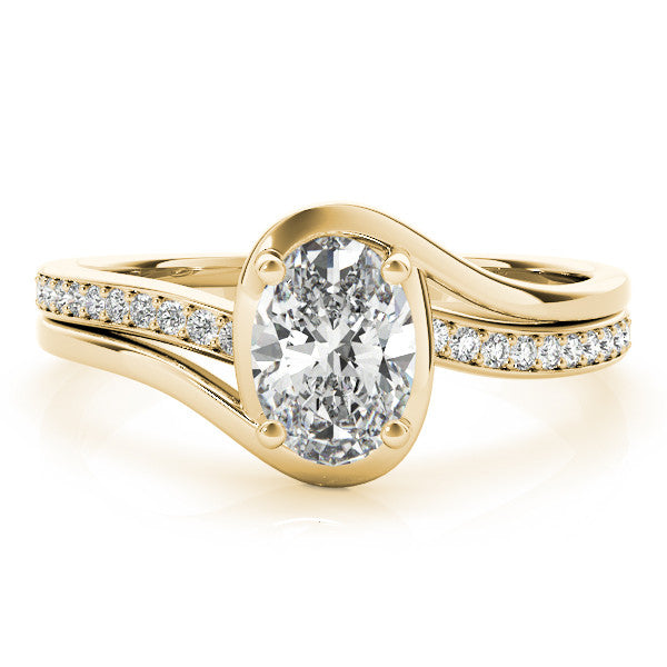 Yellow gold Heart Solitaire Diamond Ring with Split Shank and Prong Setting