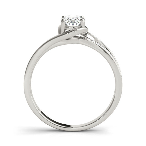 White gold Princess Solitaire Diamond Ring with Split Shank and Prong Setting