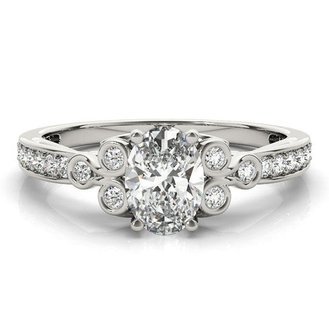 White gold Princess Diamond Bezel and Prong Setting with Pave Band