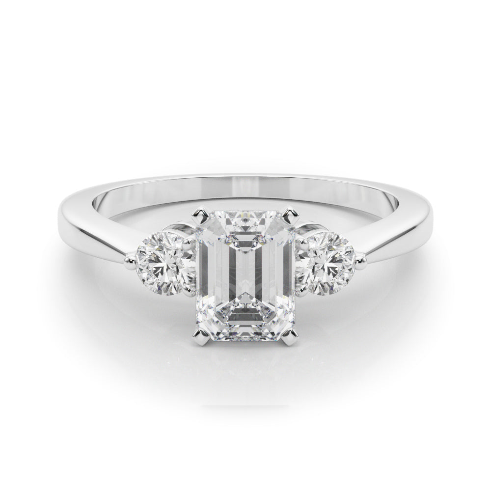 White gold Three-Stone Emerald Solitaire Ring with Tapered Band and Four-Prong Setting