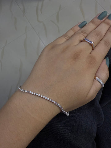 White gold Bezel Set Round Diamond Tennis Bracelet with Box Clasp